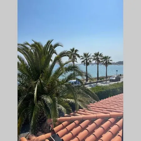 Maison D'Exception Vue Mer 别墅 滨海萨纳里